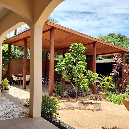 Pombo Kunda Villa Sanyang ภายนอก รูปภาพ