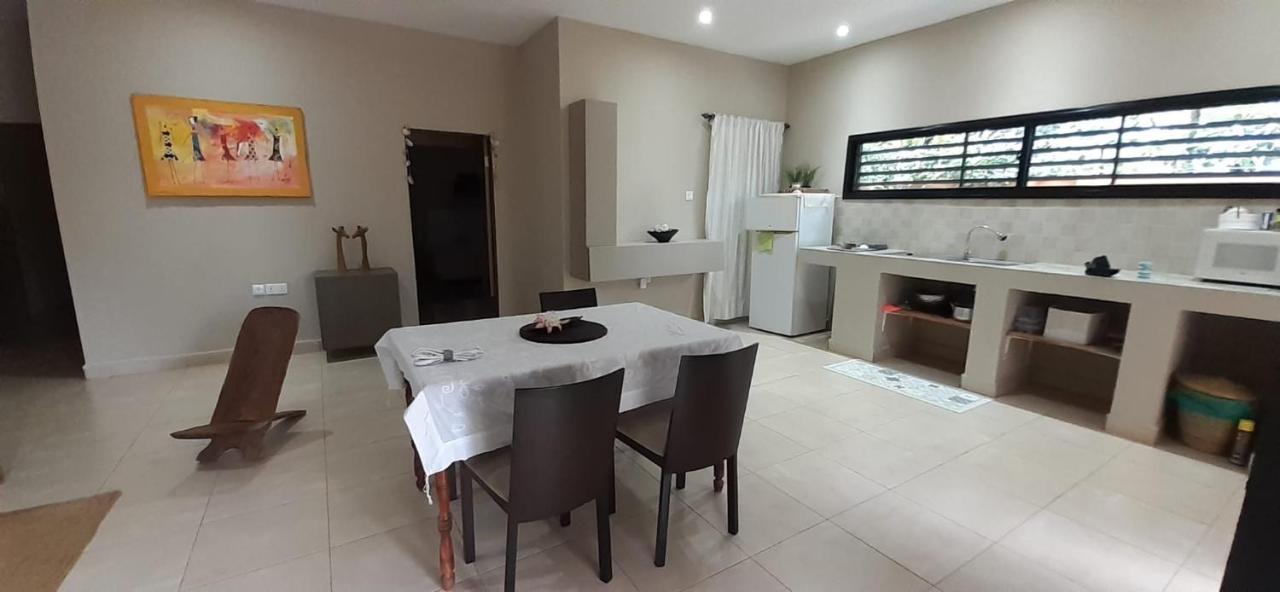 Pombo Kunda Villa Sanyang ภายนอก รูปภาพ